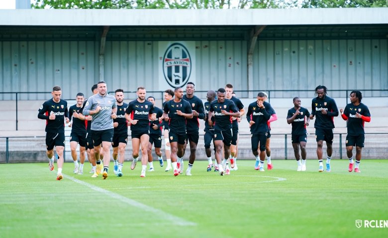 RC Lens Preseason, Sage Grapples With Absences & Injury Returns
